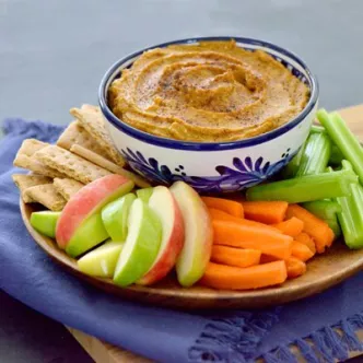 Cazuela de Tostada Francesa de Durazno y Almendras