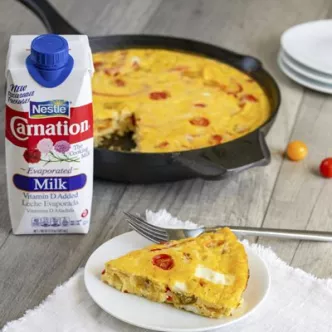 Cazuela de Tostada Francesa de Durazno y Almendras