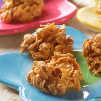 Cazuela de Tostada Francesa de Durazno y Almendras