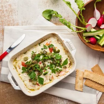 Cazuela de Tostada Francesa de Durazno y Almendras