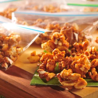 Cazuela de Tostada Francesa de Durazno y Almendras