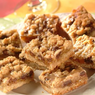 Cazuela de Tostada Francesa de Durazno y Almendras