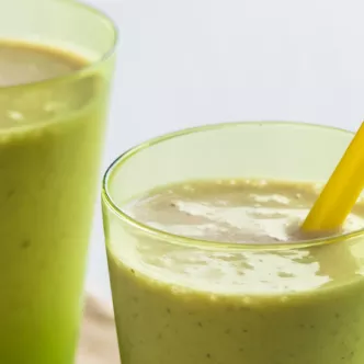 Cazuela de Tostada Francesa de Durazno y Almendras