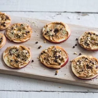 Cazuela de Tostada Francesa de Durazno y Almendras