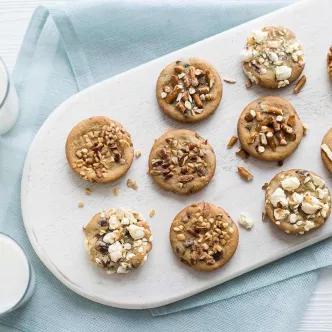 Cazuela de Tostada Francesa de Durazno y Almendras