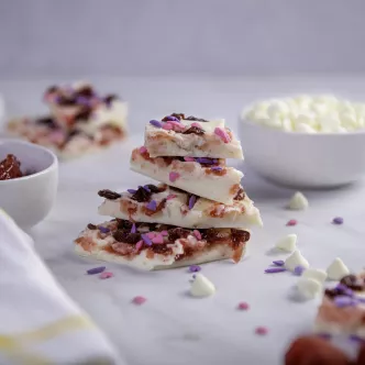 Cazuela de Tostada Francesa de Durazno y Almendras