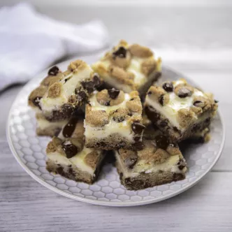 Cazuela de Tostada Francesa de Durazno y Almendras