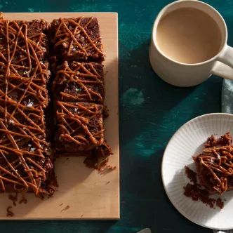 Praline Upside Down Chocolate Cake