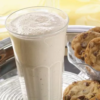 TOLL HOUSE® Chocolate Chip Cookie Milkshake