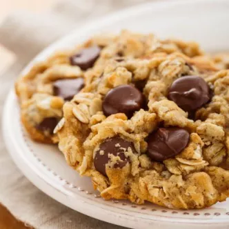 Coconut Oil Oatmeal Dark Chocolate Chip Cookies