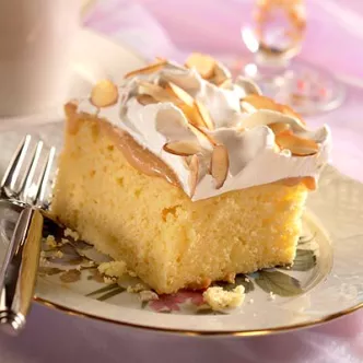 Dulce de Leche Cream Cake